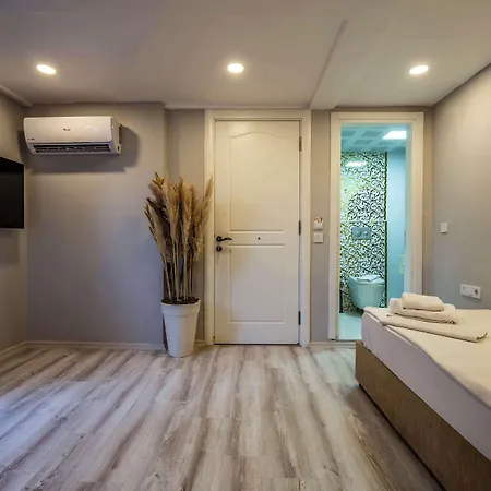 Bugra (adults Only) Bed & Breakfast Alaçatı