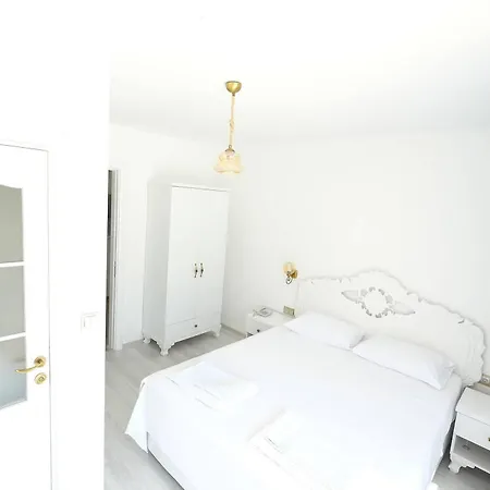 Alojamento de Acomodação e Pequeno-almoço Bugra (adults Only) Alacati