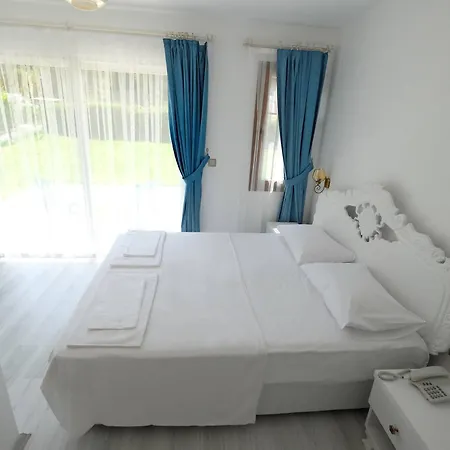 Bugra (adults Only) Bed and breakfast 2*