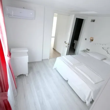 Alojamento de Acomodação e Pequeno-almoço Bugra (adults Only) Alacati