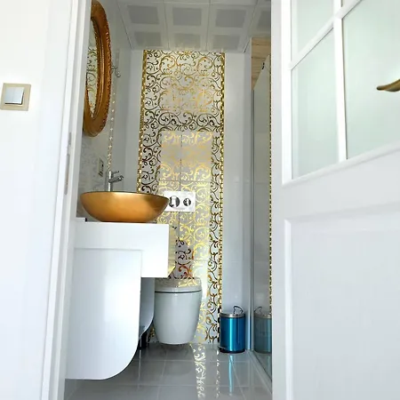 Bugra (adults Only) Bed and breakfast