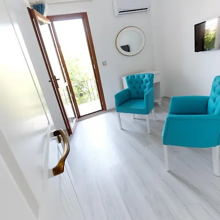 Bed & Breakfast Bugra (adults Only) 2*
