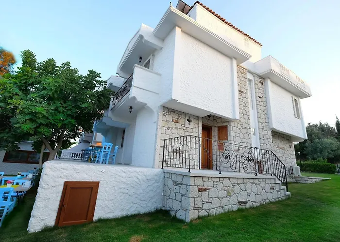 Bugra (adults Only) Frühstückspension 2*